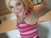 Ally Ann está desesperada por um galo duro