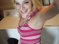 Ally Ann está desesperada por um galo duro