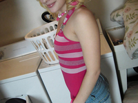 Ally Ann está desesperada por um galo duro