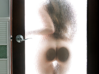 Tomando banho com Abby Cross