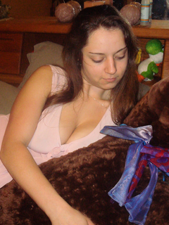 Sexy Amateur Morena muestra su Cuerpo Desnudo